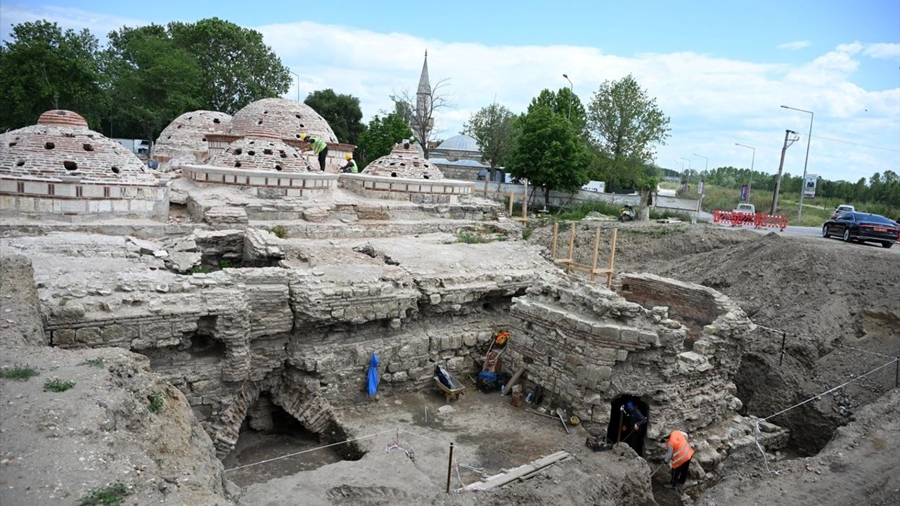 Edirne'de Gazi Mihal Hamamı Restorasyonu Devam Ediyor