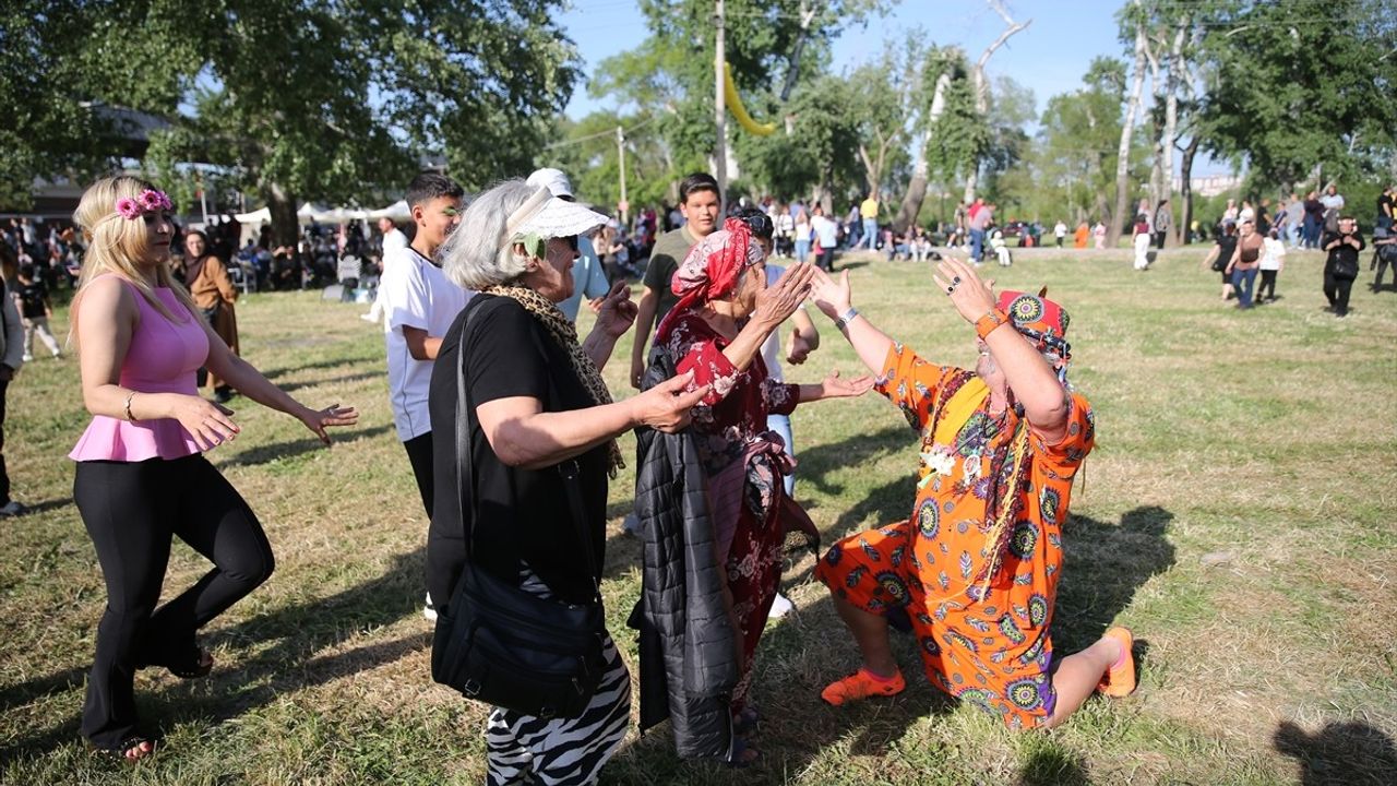 Edirne'de Kakava ve Hıdırellez Şenlikleri Coşku ile Devam Ediyor