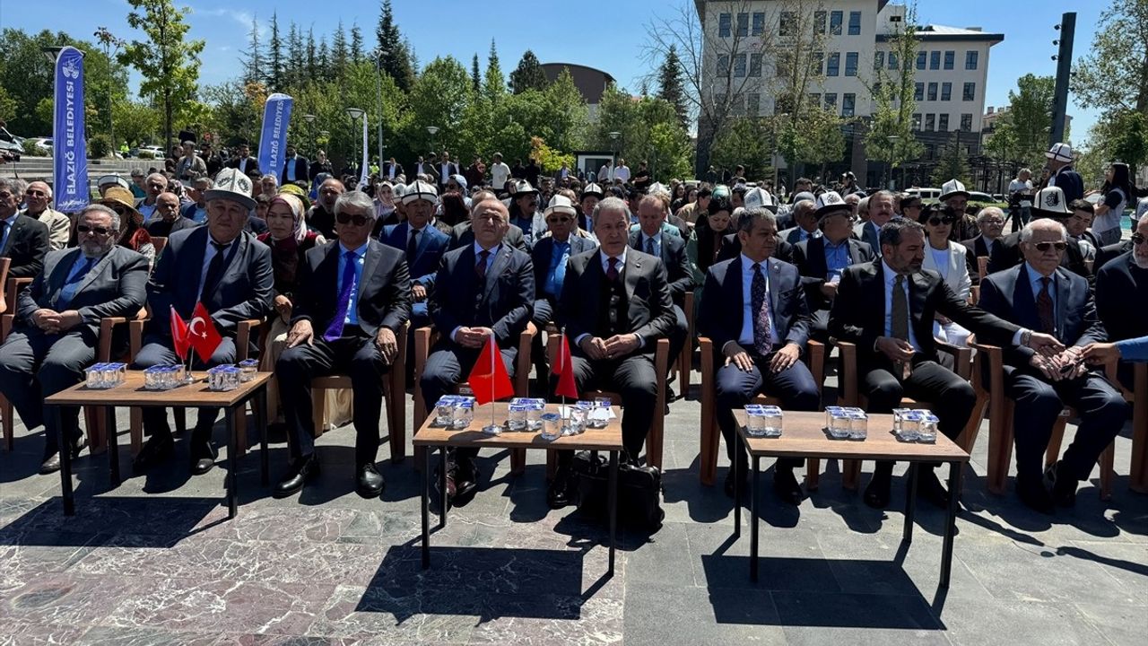 Elazığ'da Alıkul Osmonov ve Manas Destanı'nın Kutlaması