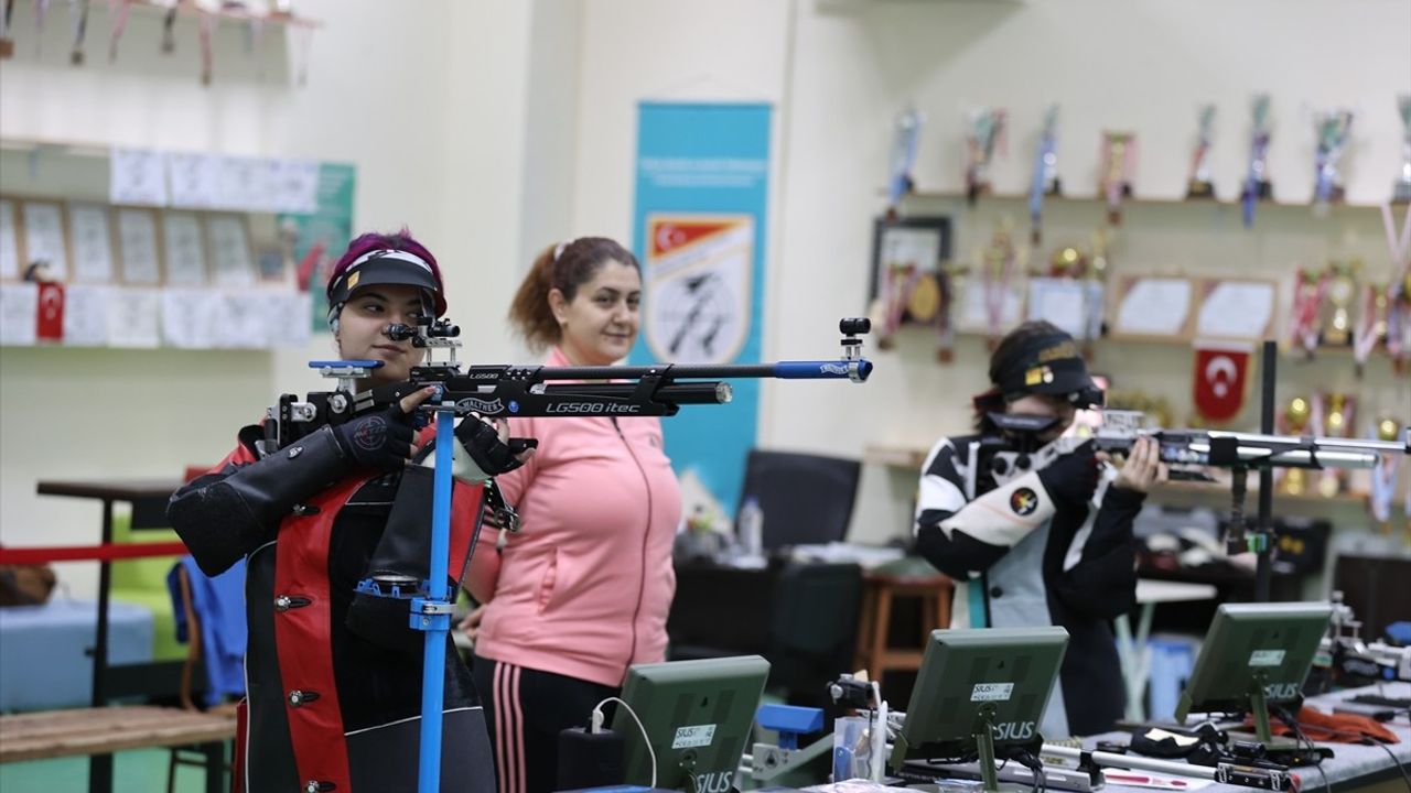 Elif Berfin Altun'un Hedefleri: Dünya Şampiyonası ve Olimpiyatlar