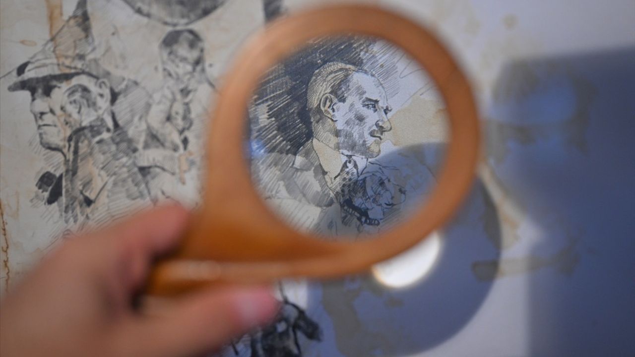 Emirhan Bıçakcı'nın Atatürk Portreleri Sergisi Açıldı