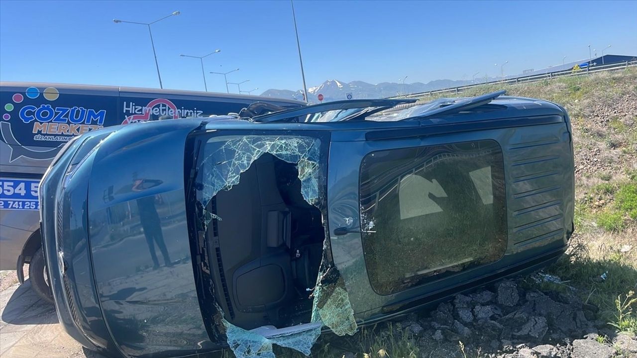 Erzurum'da Trafik Kazası: 7 Yaralı