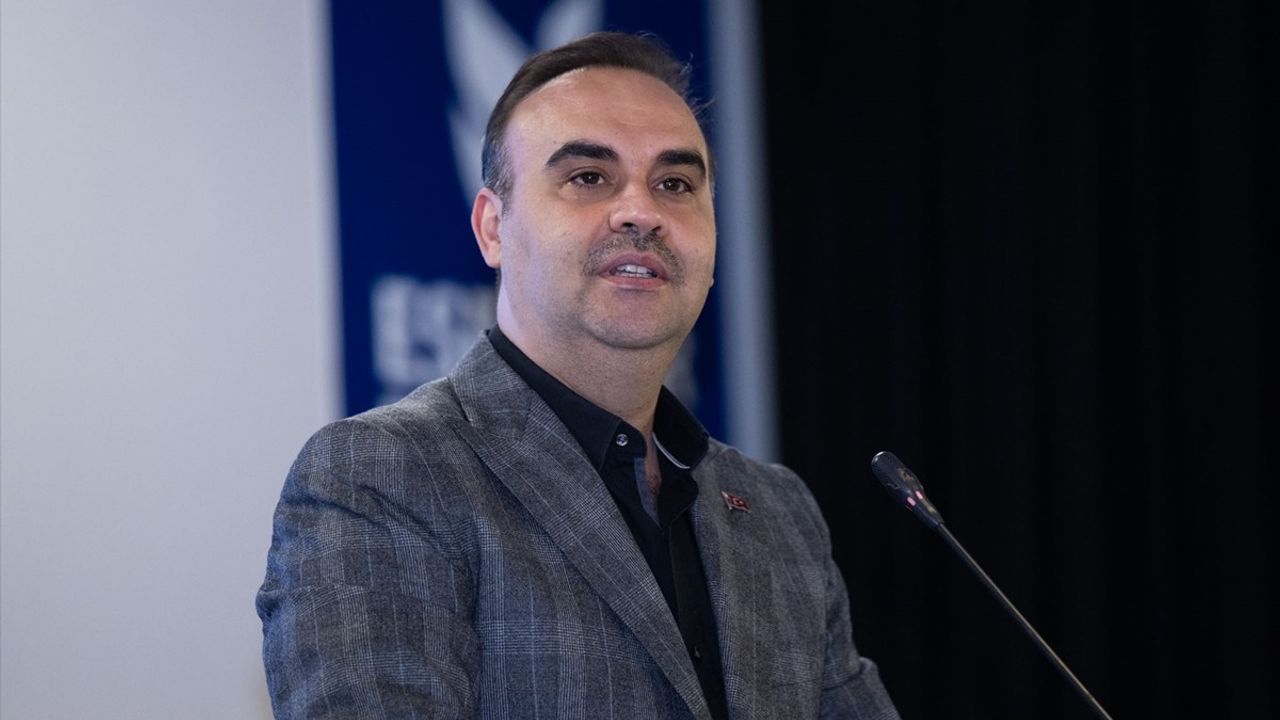 Esenler Gençlik Merkezi'nde Teknoloji Hamlesi Vurgusu