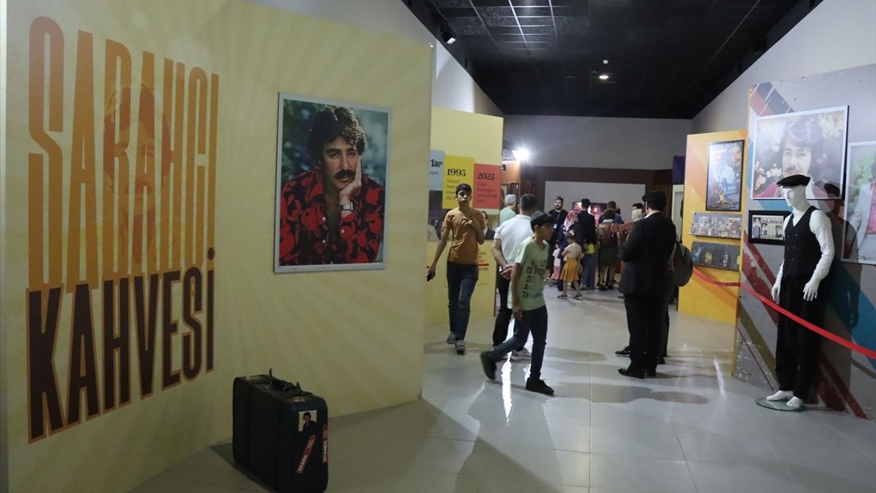 Ferdi Tayfur'un Hayatı Şanlıurfa'da Sergilendi