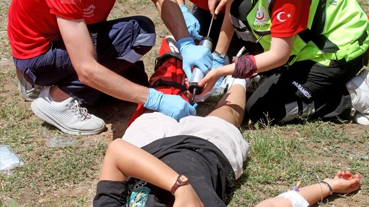 Fethiye'de Gerçekçi Acil Durum Tatbikatı Gerçekleştirildi
