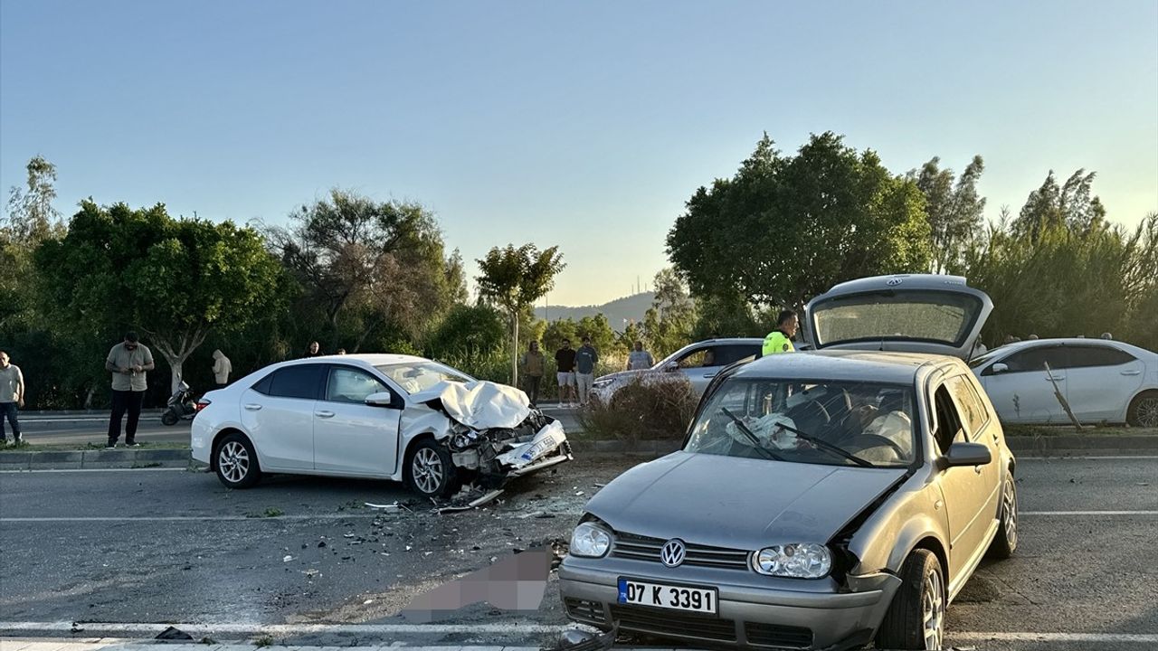 Fethiye'de Trafik Kazası: 1 Ölü, 3 Yaralı