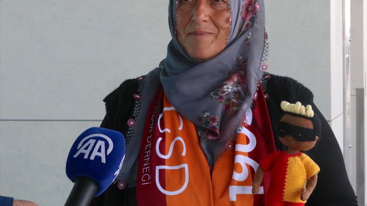 Galatasaraylı Kadın Çiftçiden Osimhen'e Özel Hediye