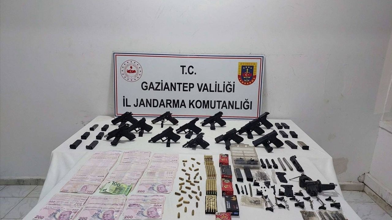 Gaziantep'te Silah Kaçakçılığı Operasyonu: İki Kişi Tutuklandı