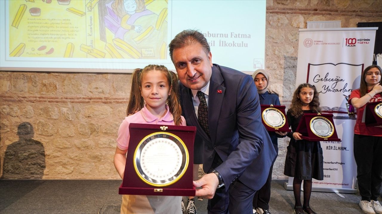 Geleceğin Yazarları Projesi Kapanış Töreni Gerçekleşti
