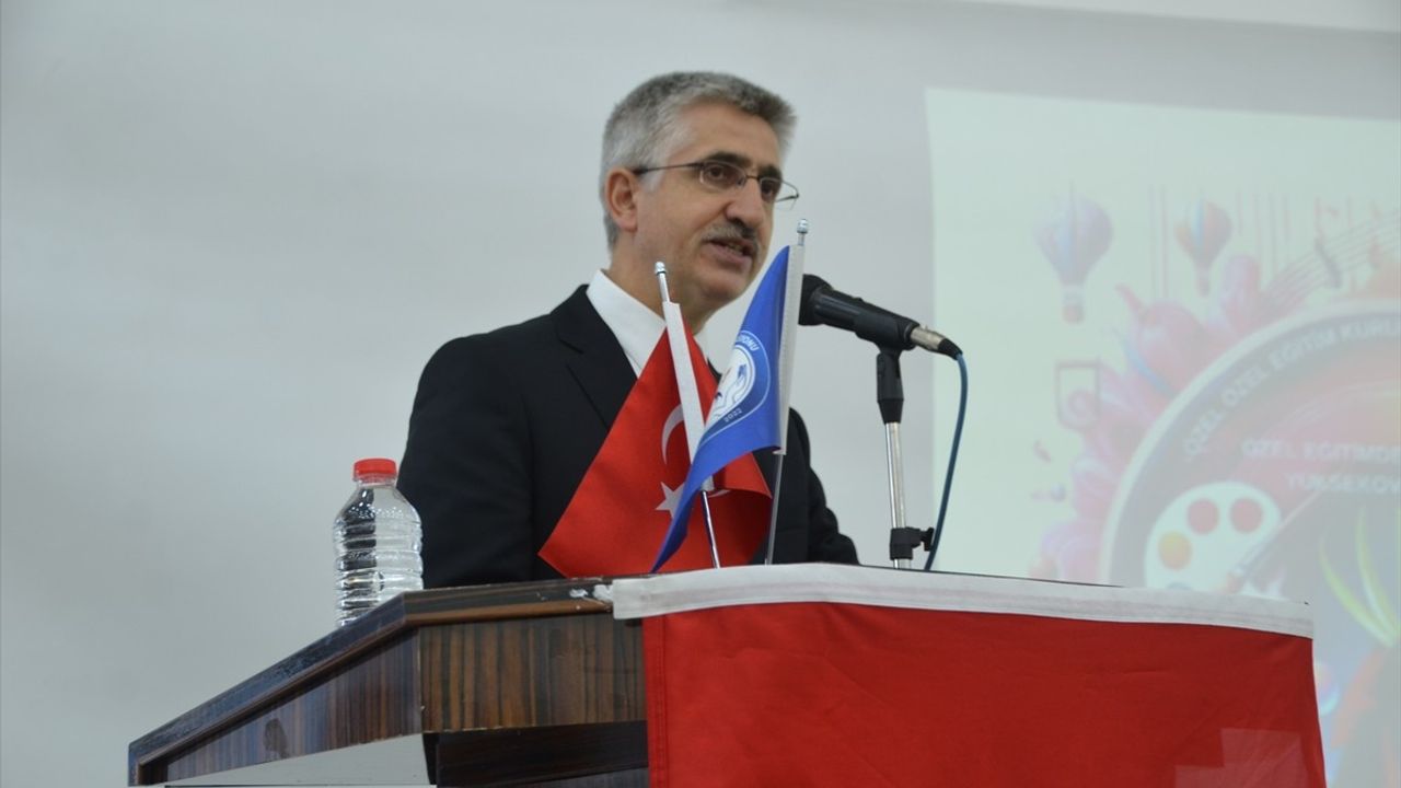 Hakkari'de Özel Gereksinimli Öğrencilerle Buluşma