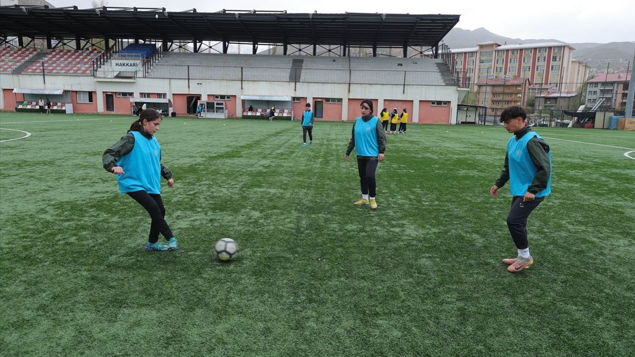 Hakkari Kızları Süper Lig Hedefinde
