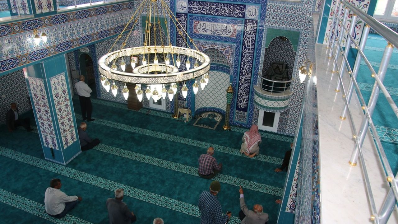Hatay'da Yıkılan Cami Yeniden İnşa Edildi