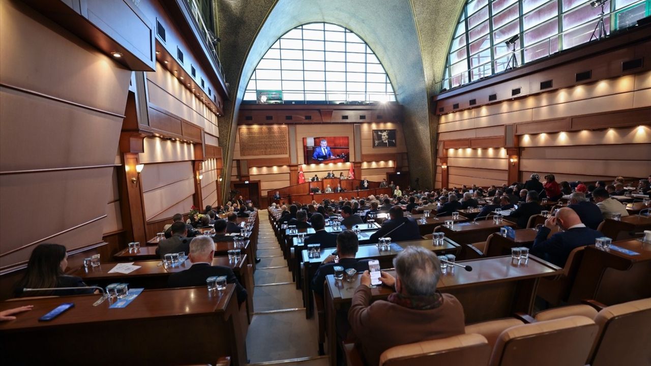 İBB Meclisi'nde İSKİ Üzerine Sorular