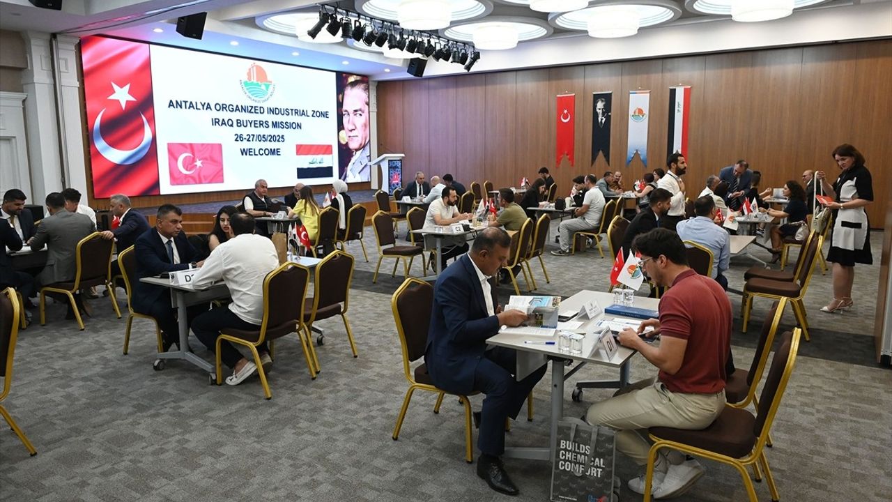 Iraklı İş İnsanları Antalya'da Sanayicilerle Bir Araya Geldi