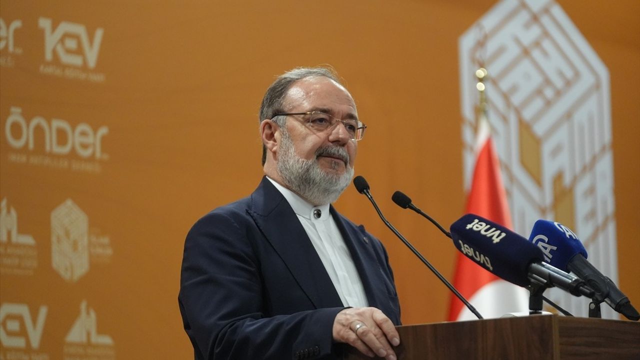 İslami İlimler Çalıştayı '25 Başladı