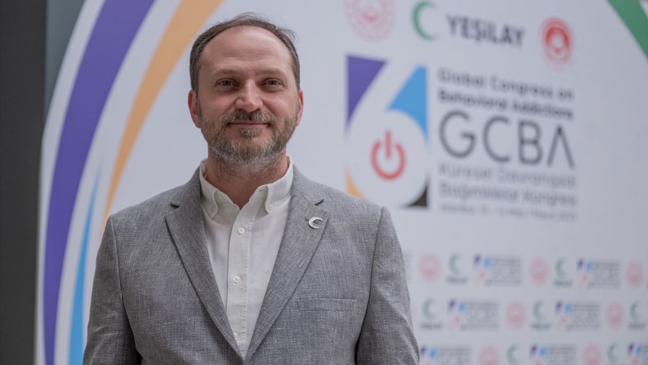 İstanbul'da 6. Küresel Davranışsal Bağımlılıklar Kongresi Devam Ediyor
