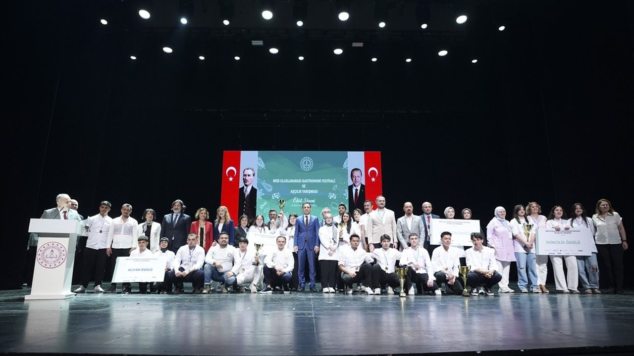 İstanbul'da Gastronomi Festivali ve Aşçılık Yarışması Ödül Töreni Düzenlendi