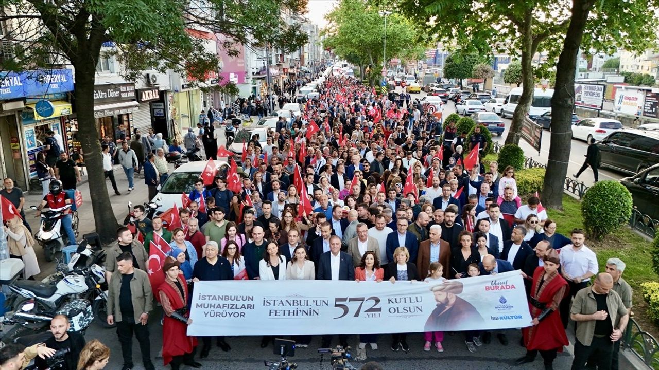 İstanbul'un Fethi İçin Yürüyüş Düzenlendi