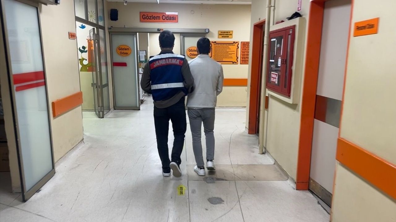 İzmir'de DEAŞ Operasyonu: 35 Gözaltı Yapıldı