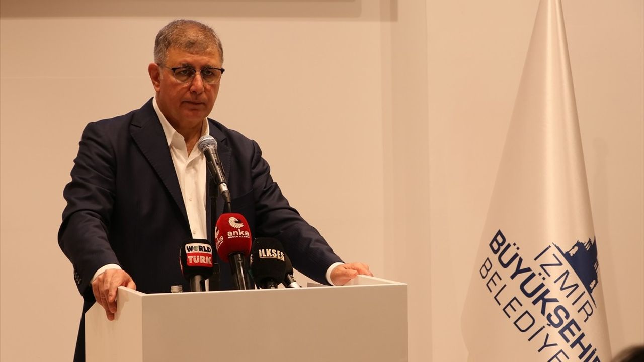 İzmir'de 'TİS' Tartışması: Tugay ve Soyer Arasında Kriz
