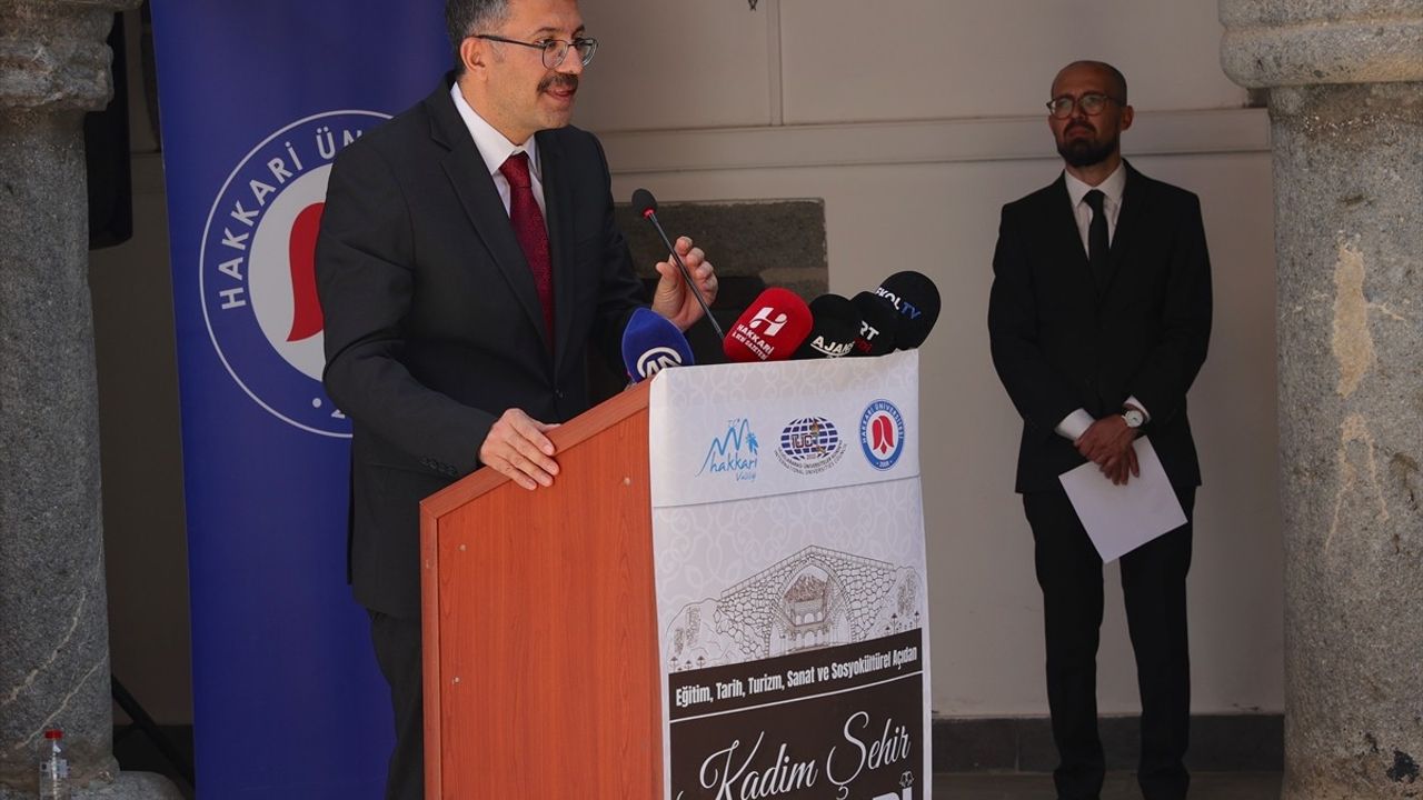 Kadim Şehir Hakkari Çalıştayı Başladı