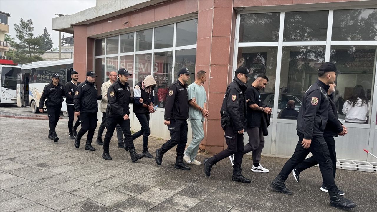 Kahramanmaraş'ta Dolandırıcılık Operasyonu: 16 Tutuklama