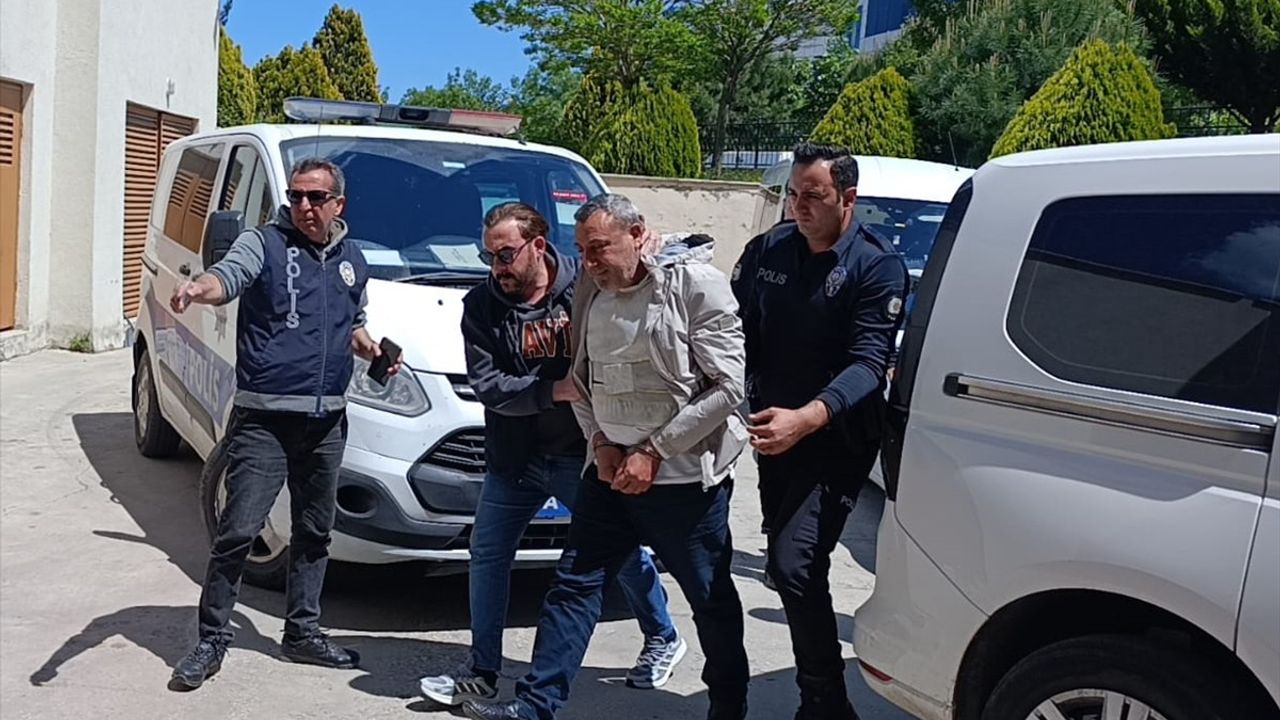 Kapaklı'da Baba Oğlunu Tüfekle Vurarak Öldürdü