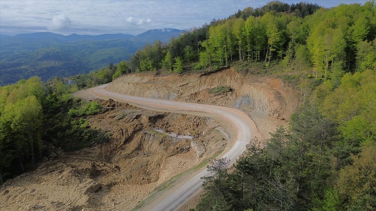 Kastamonu-Çatalzeytin Kara Yolu Yeniden Ulaşıma Açıldı