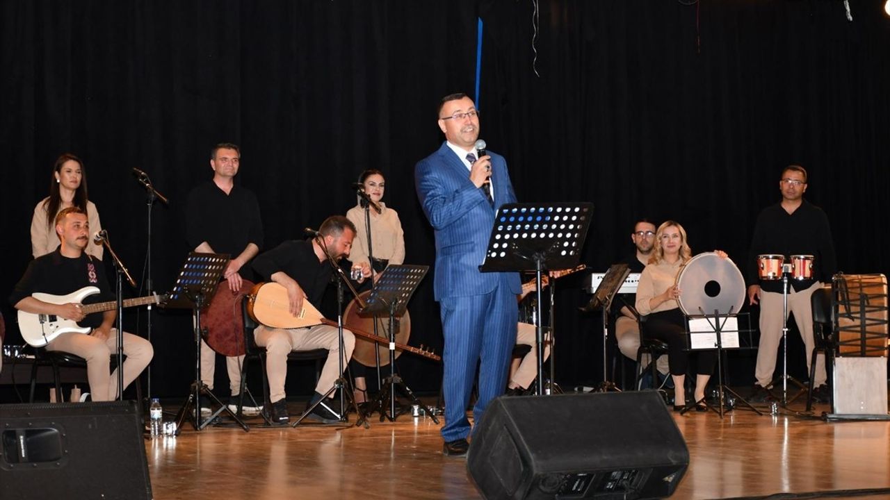 Kayseri'de 'Resen Ritim Topluluğu' Konseri