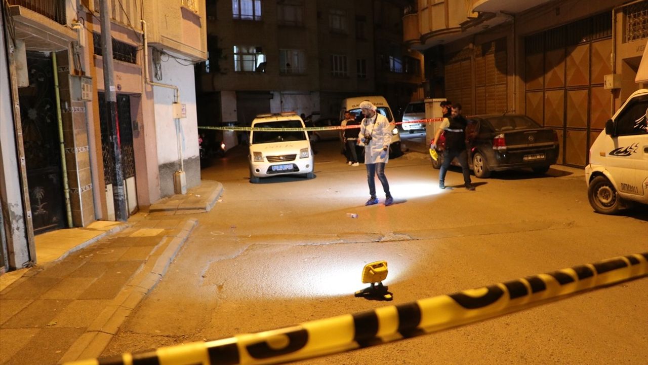 Kilis'te Silahlı Kavga: Baba ve Oğul Yaralandı