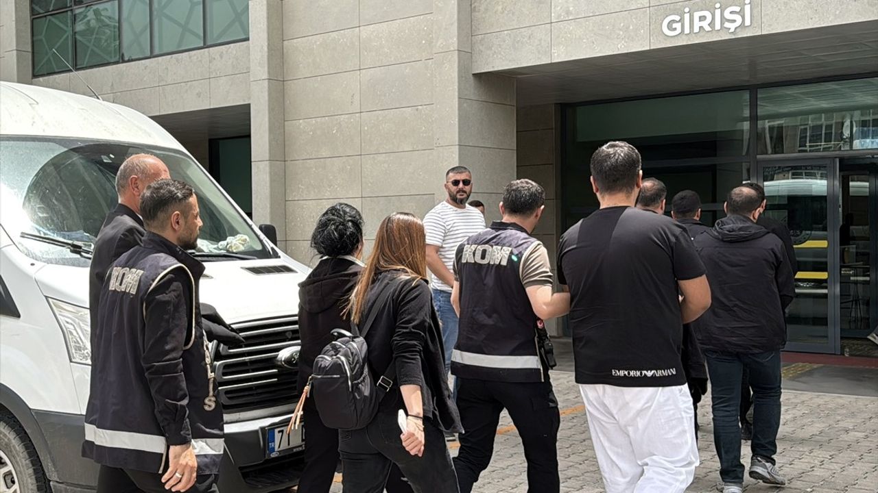 Kırıkkale'de İrtikap Soruşturmasında Tutuklamalar