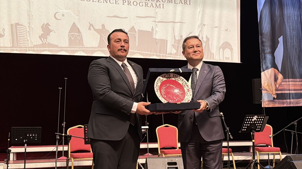 Kırşehir Cezaevi Personeli Konser Verdi