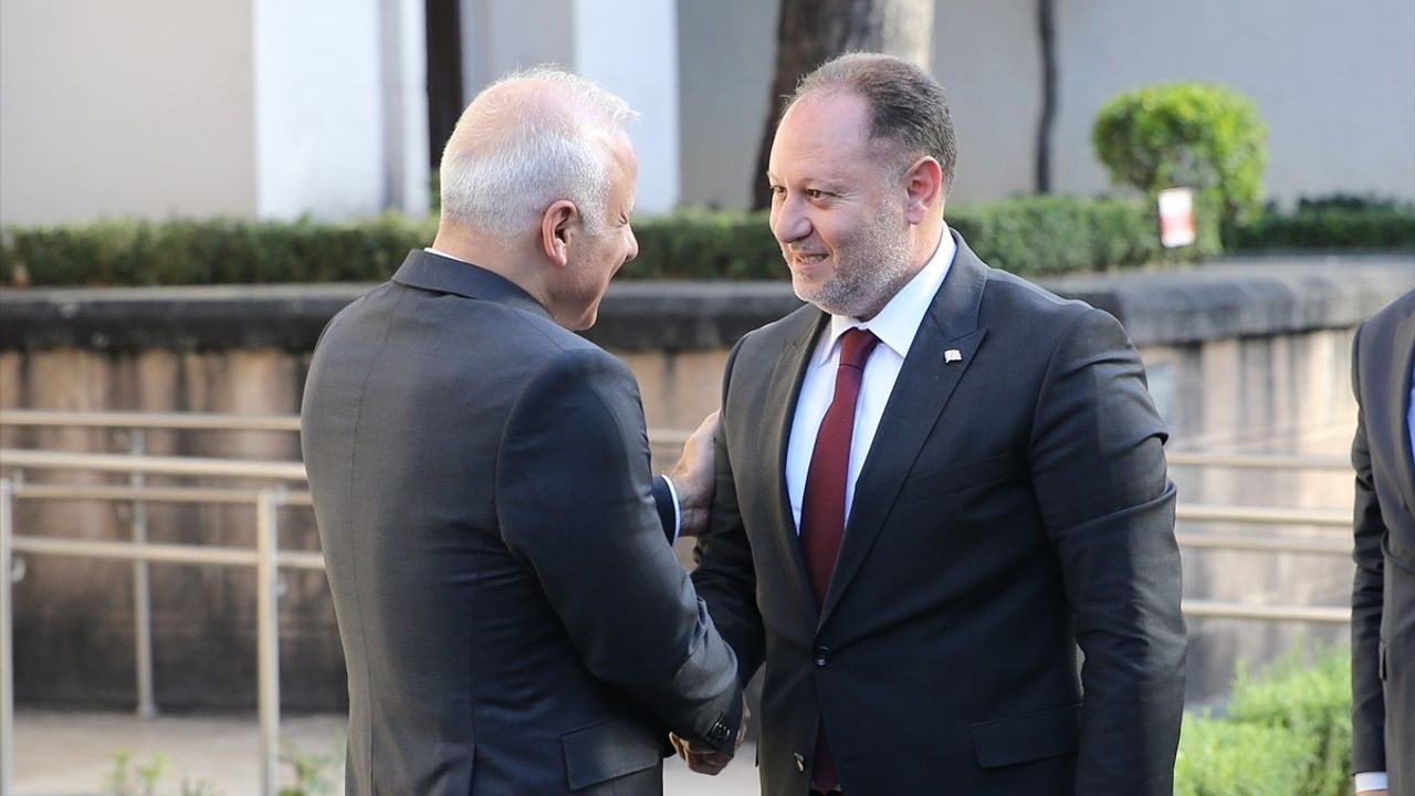 KKTC Cumhuriyet Meclisi Başkanı Öztürkler'den Diyarbakır Valisi Zorluoğlu'na Ziyaret