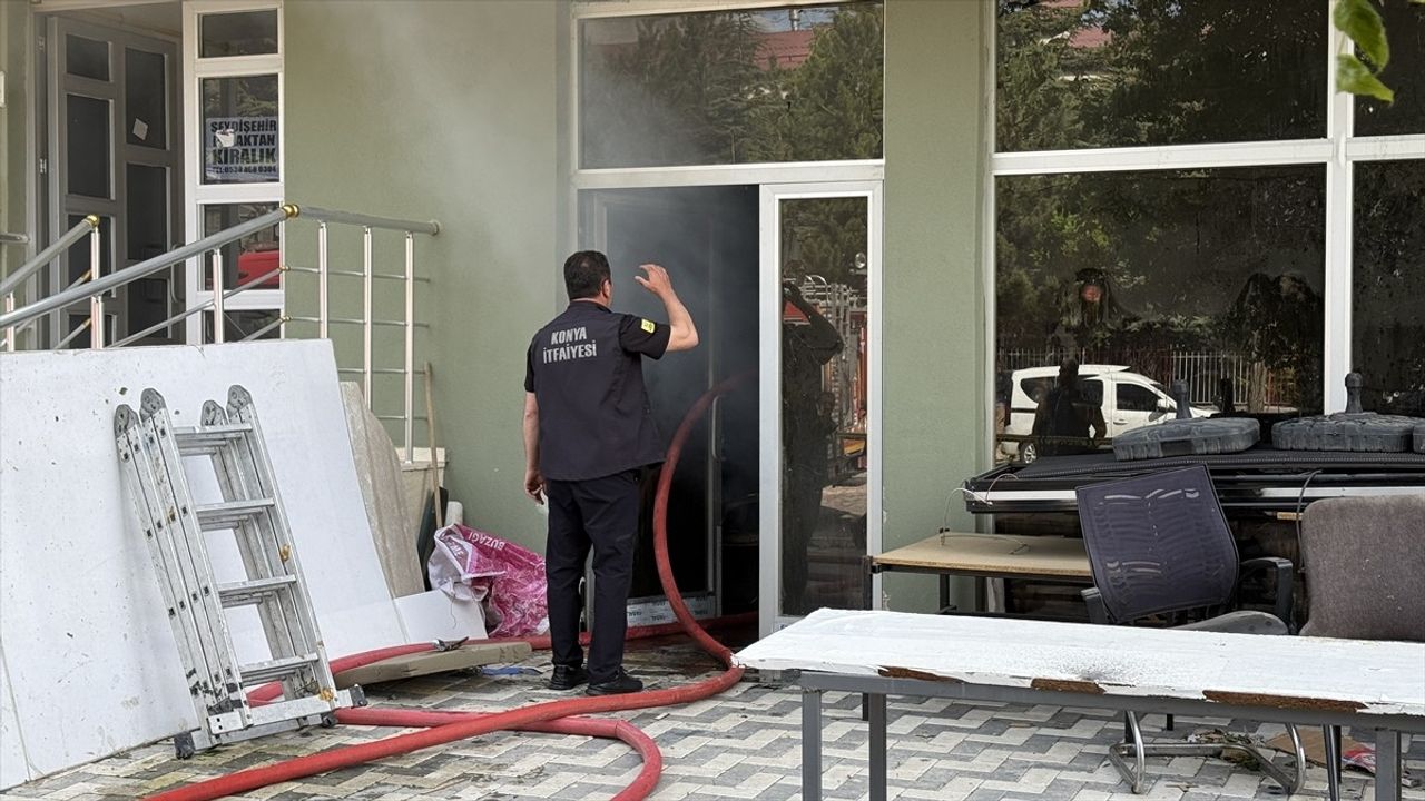 Konya'da İş Yerinde Yangın: Hasar Oluştu