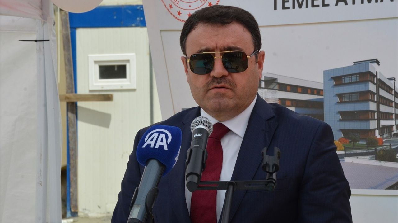 Kütahya'da Devlet Hastanesi Ek Binasının Temeli Atıldı