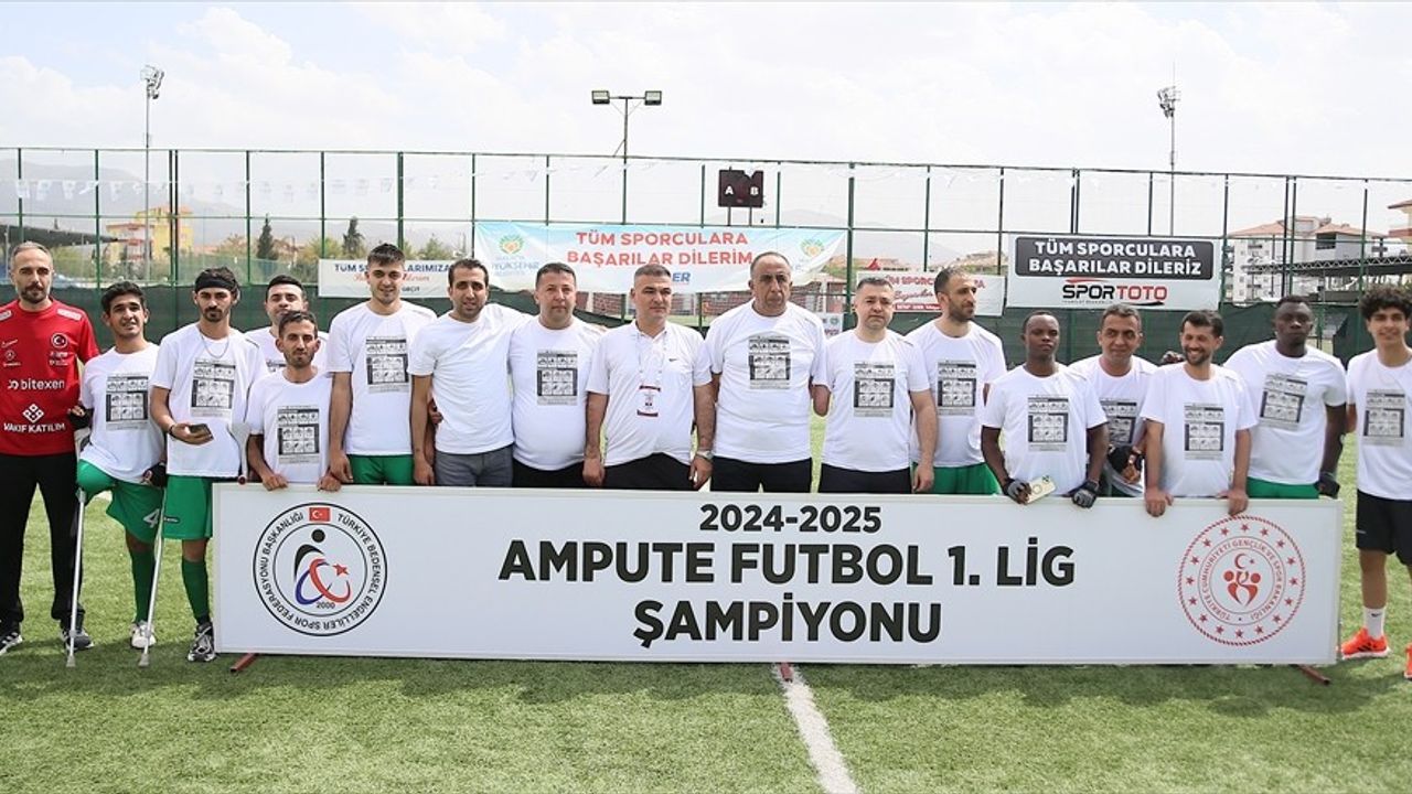 Malatya Büyükşehir Belediyespor Ampute Futbol Takımı Süper Lig'e Yükseldi