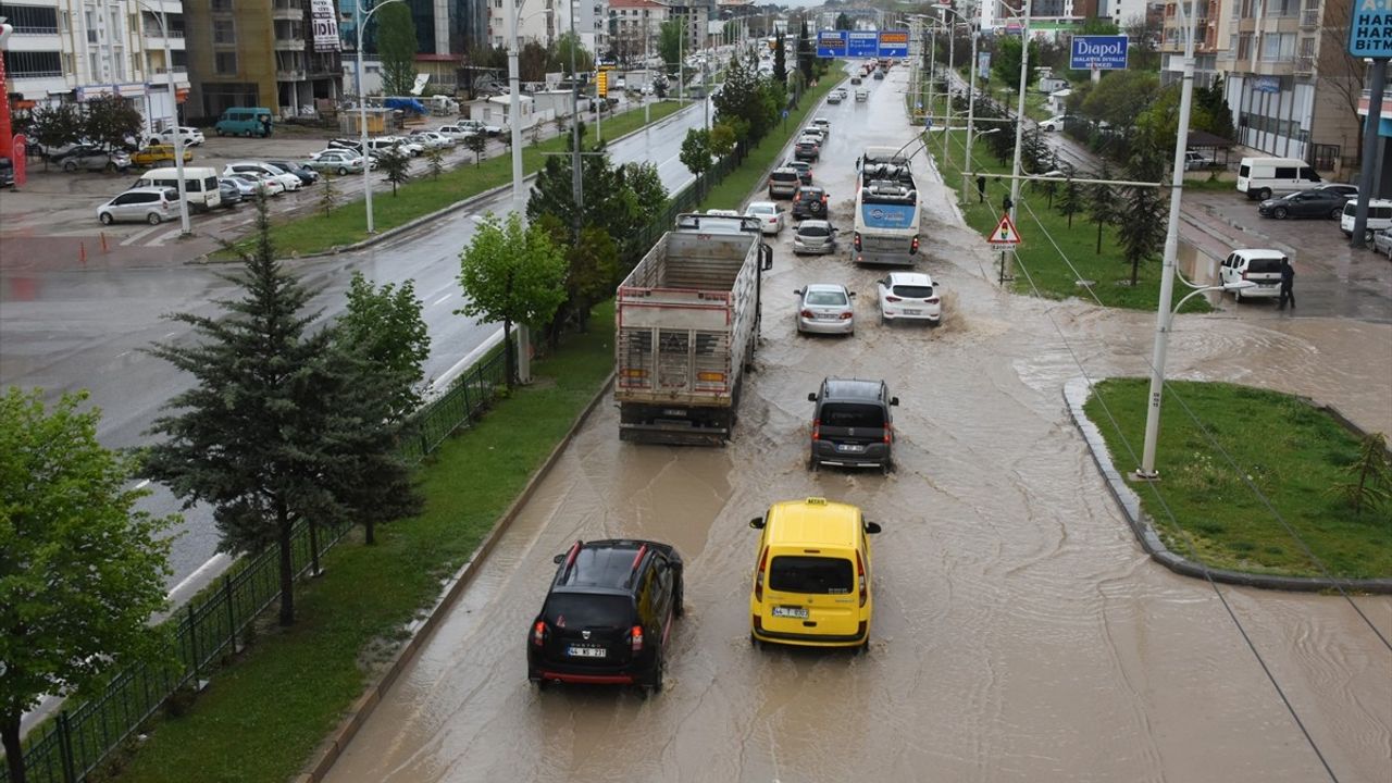 Malatya'da Sağanak ve Dolu Alarmı
