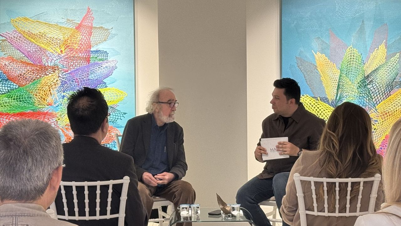 Mehmet Güreli, 'Galeride Karşılaşmalar' Programında Sanat Yolculuğunu Paylaştı