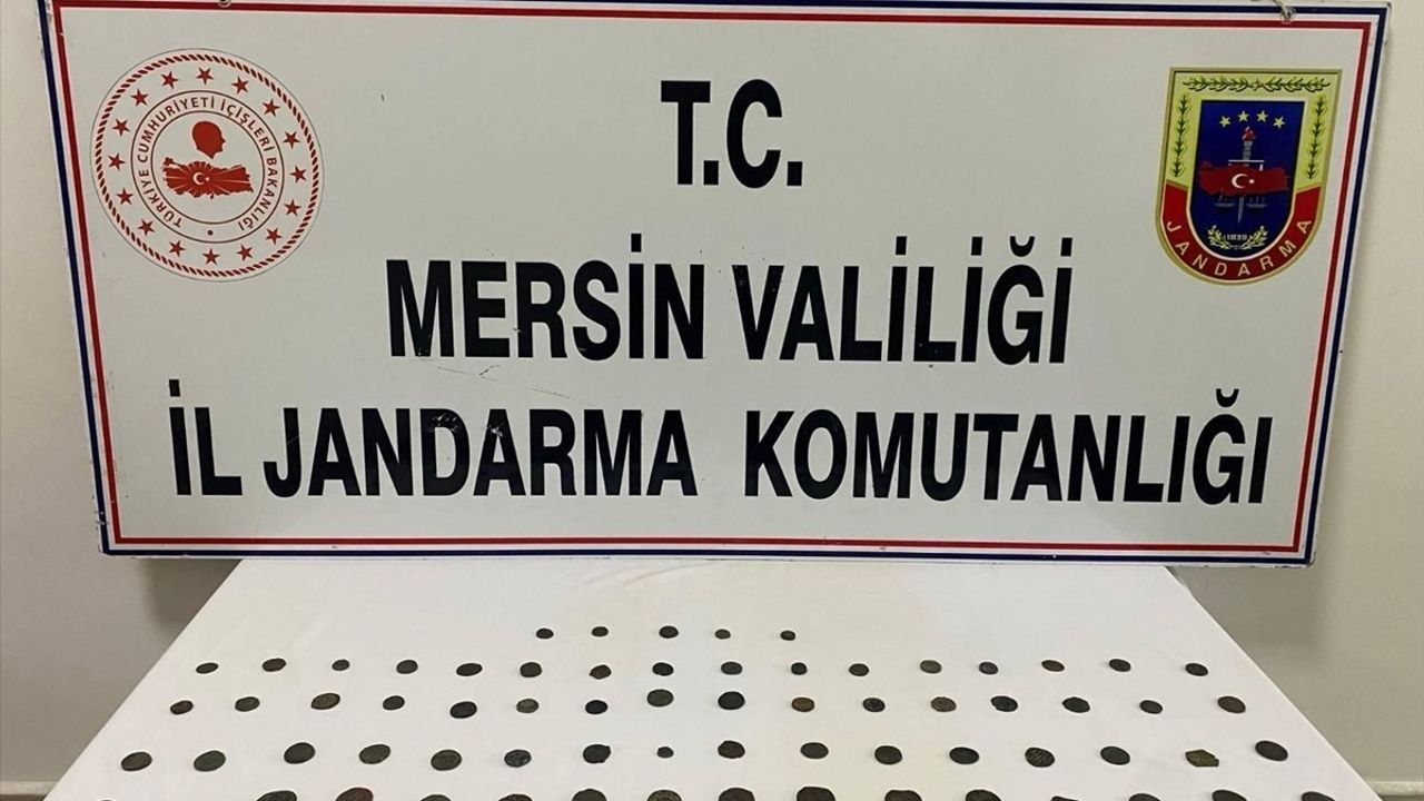 Mersin'de Tarihi Sikkeler Ele Geçirildi