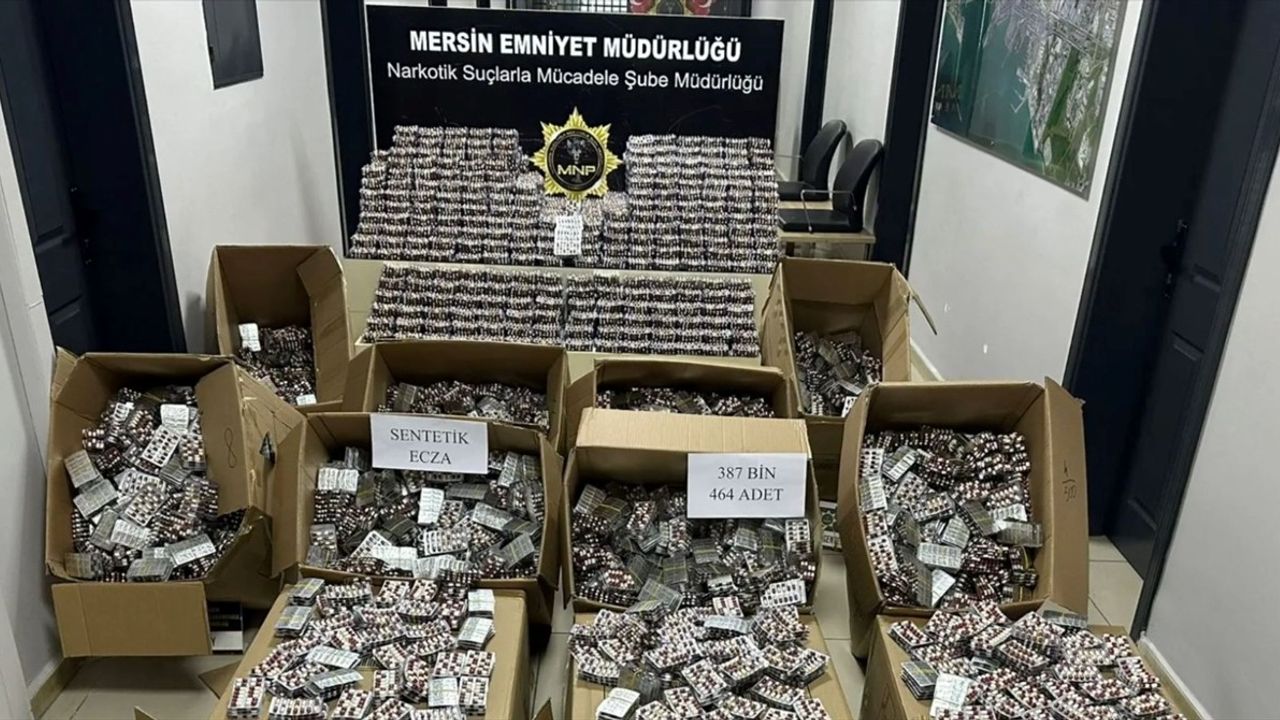 Mersin'de Uyuşturucu Hap Operasyonu: 387 Bin 464 Ele Geçirildi