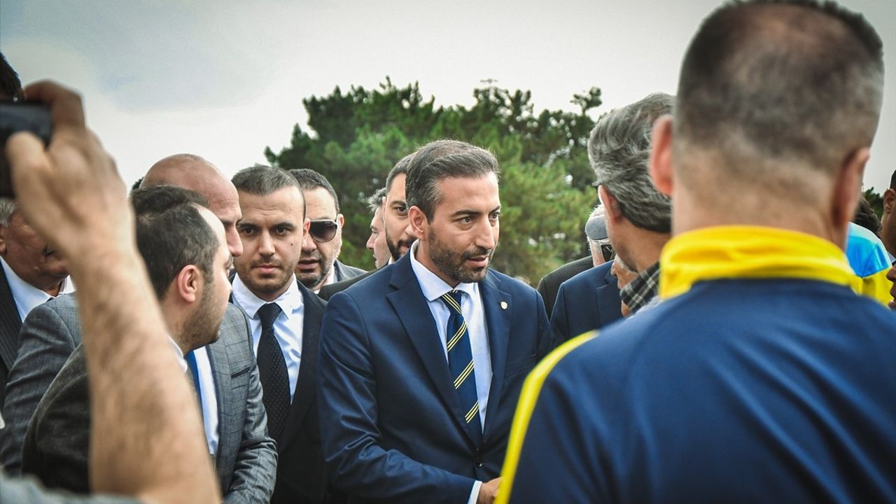 MKE Ankaragücü Yönetimi Anıtkabir'i Ziyaret Etti