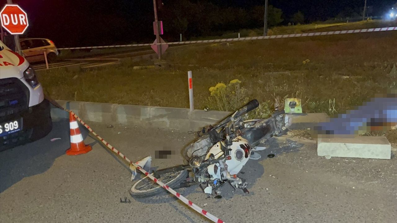 Nevşehir'deki Motosiklet Kazası Güvenlik Kamerasına Yansıdı
