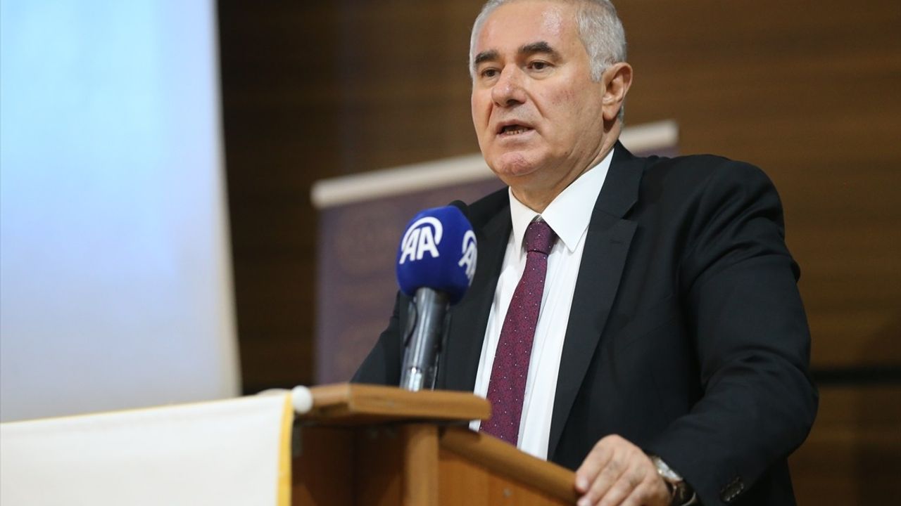Ombudsman Akarca'dan Gençlere Güçlü mesajlar