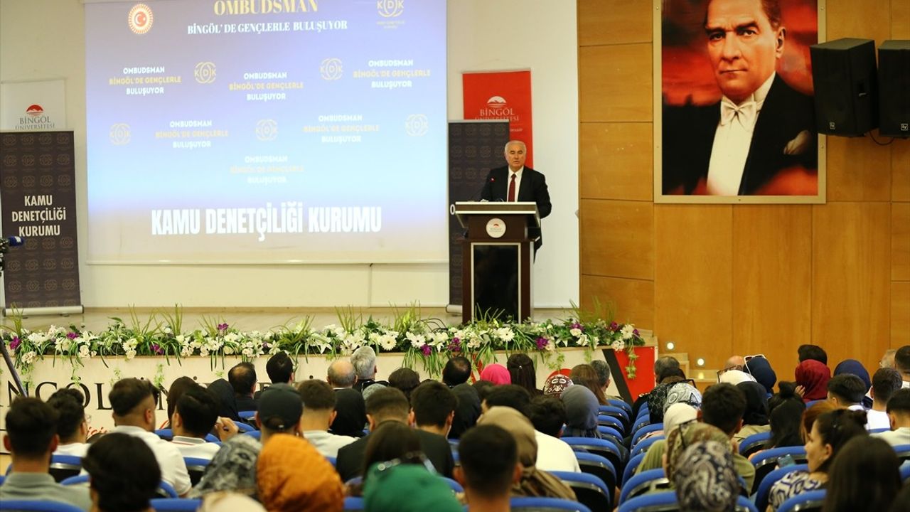 Ombudsman Akarca: Gençler ve Adalet Üzerine Vurgu