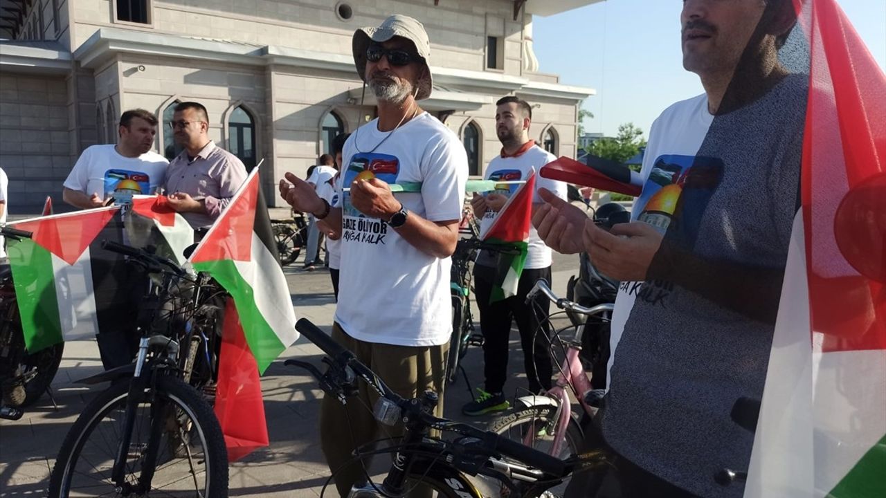 Osmaniye'de 'Kudüs-Gazze-Mavi Marmara' Temalı Bisiklet Turu Gerçekleştirildi