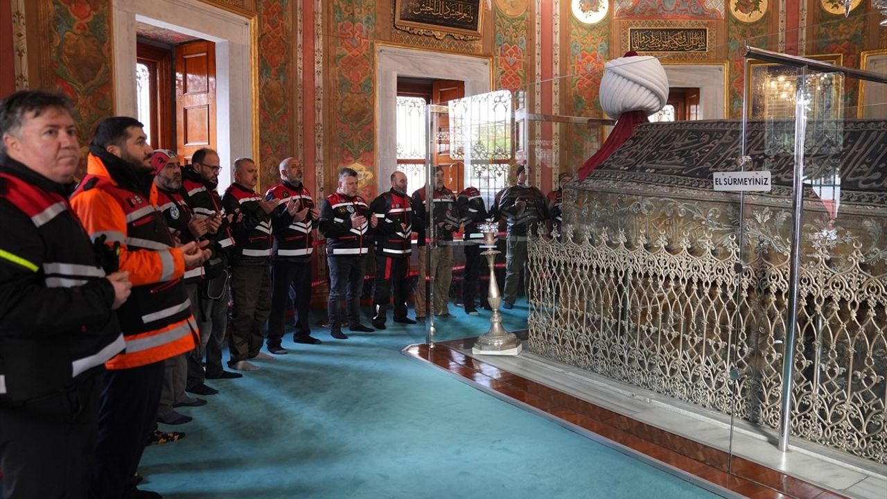 Osmanlı Motosiklet Derneği Çanakkale Yolculuğu Öncesi Dua Etti