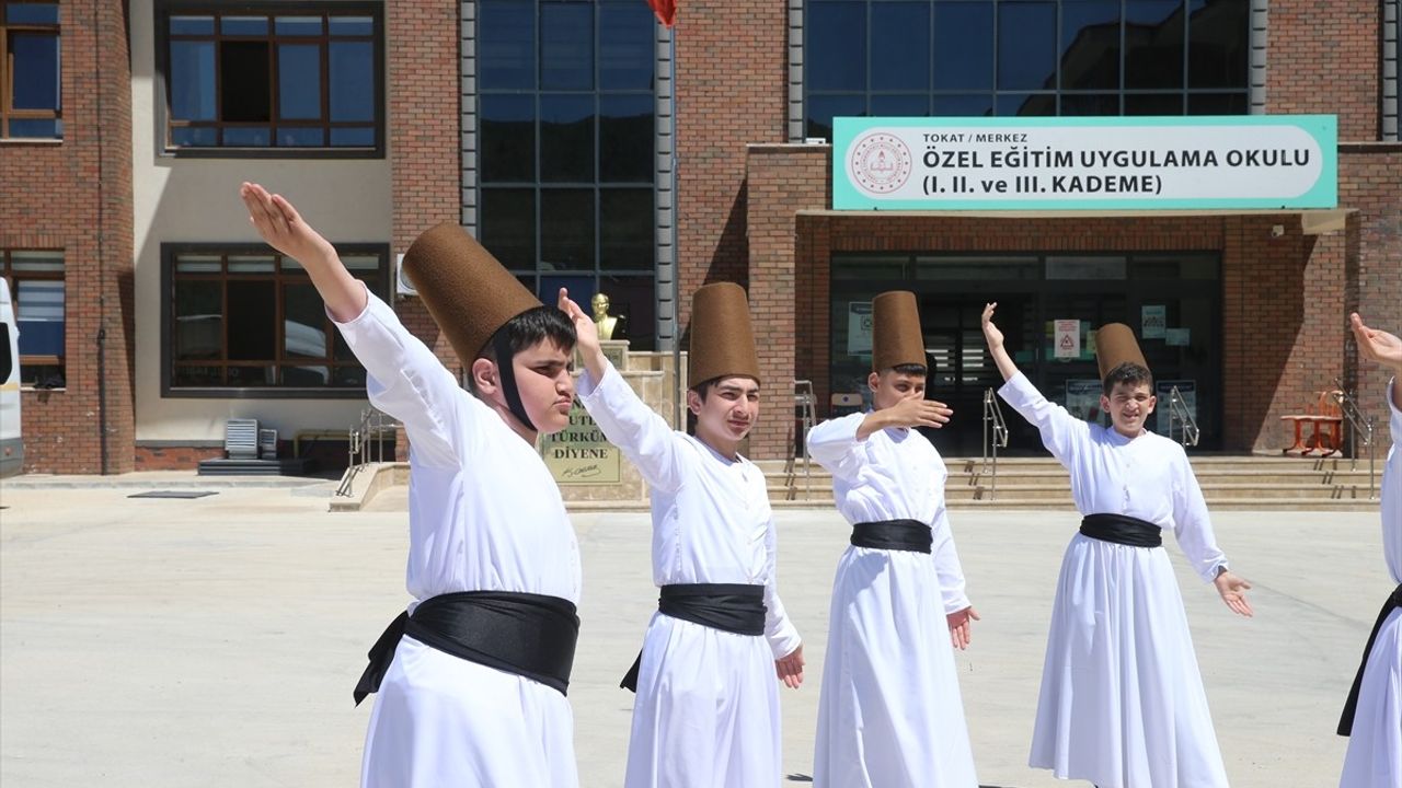Özel Öğrencilerden Semazen Gösterisi Hazırlıkları