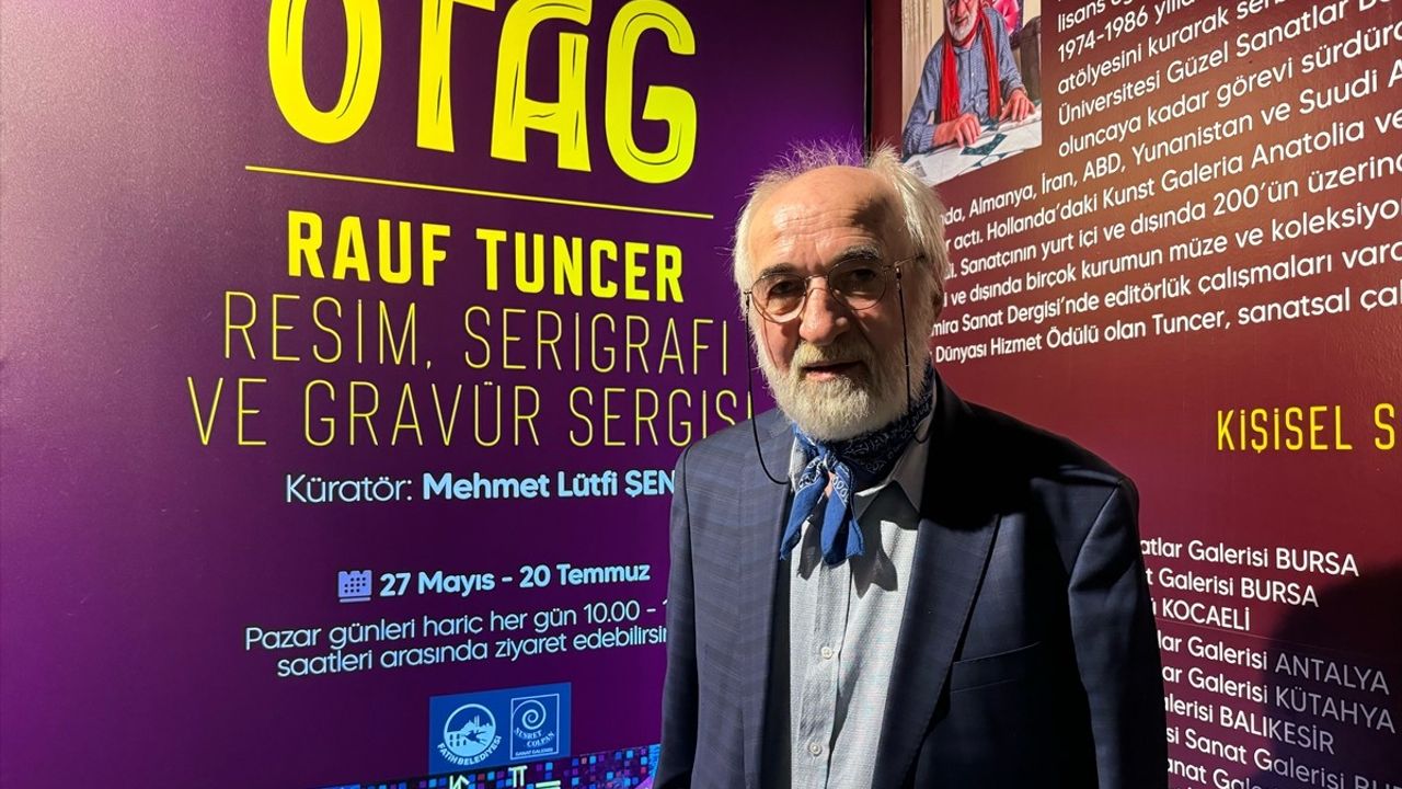 Rauf Tuncer'in 'Otağ' Sergisi Fatih'te Sanatseverlerle Buluştu