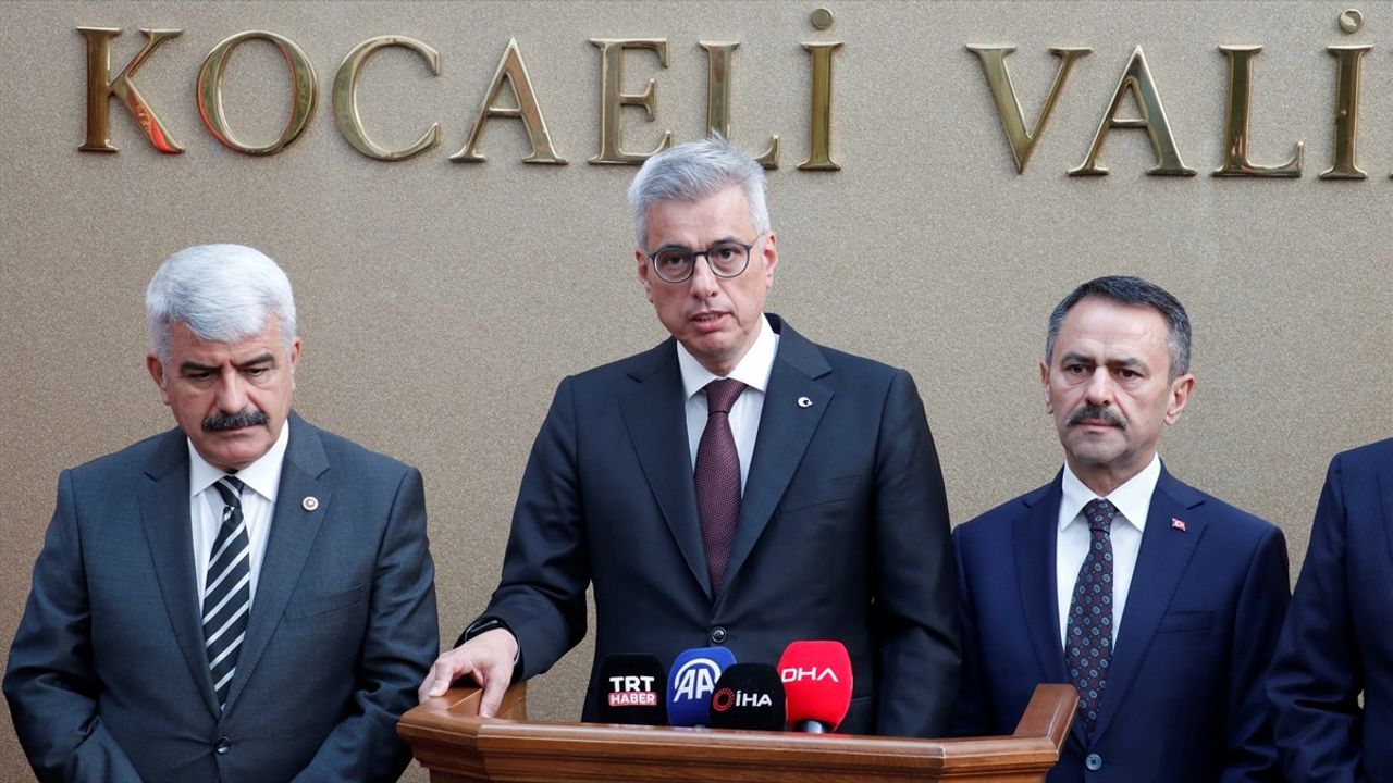 Sağlık Bakanı Memişoğlu Kocaeli’de Sağlık Yatırımlarını Açıkladı
