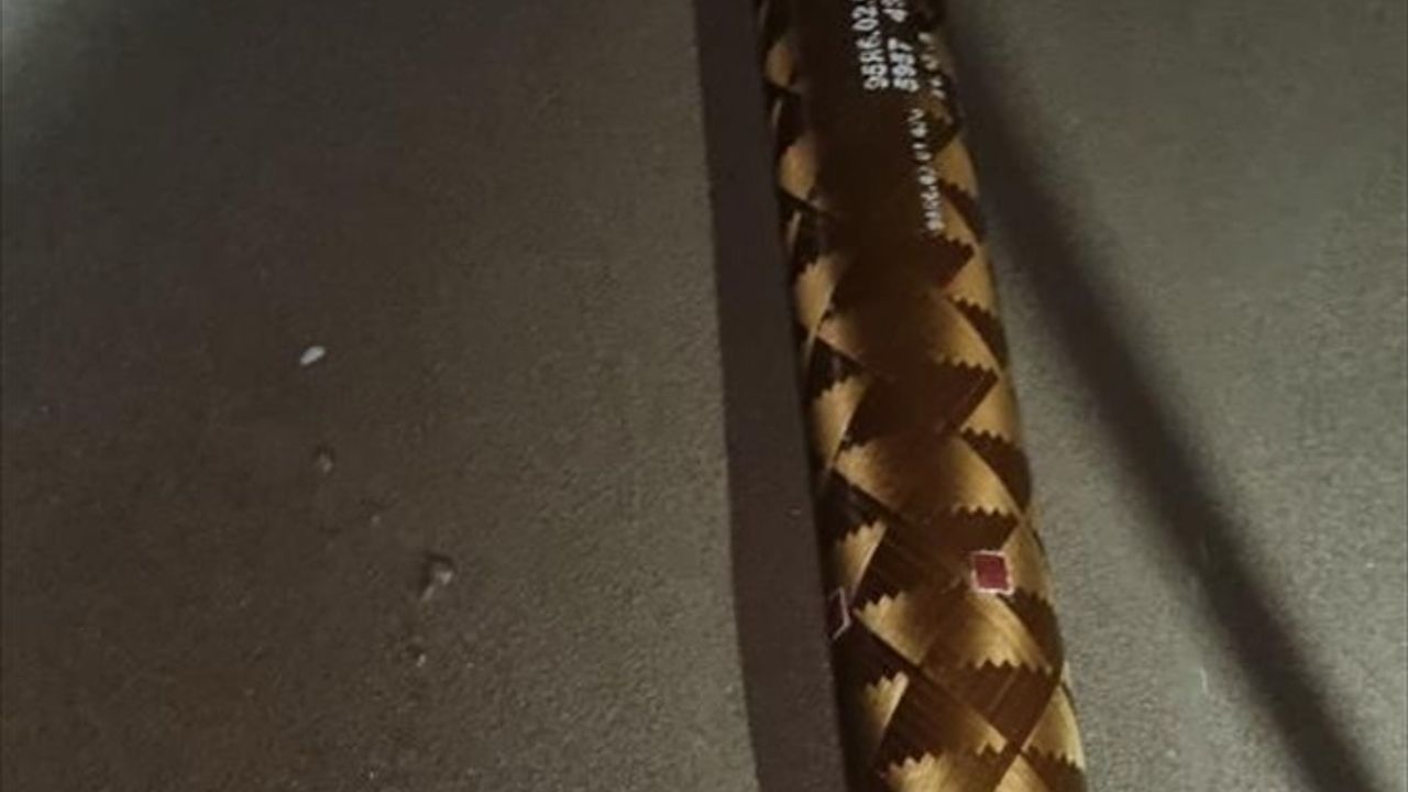 Sakarya'da Sahilde Roket Motoru Bulundu